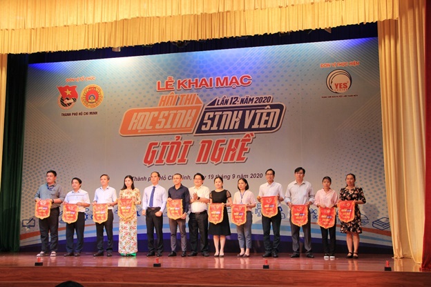 tham gia hội thi học sinh giỏi nghề