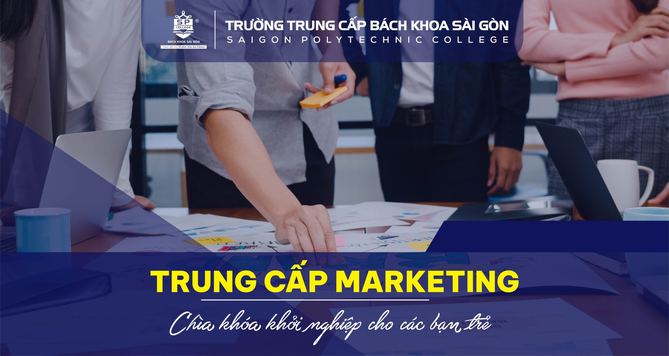 trung cap marketing chia khoa khoi nghiep cho cac ban tre scaled