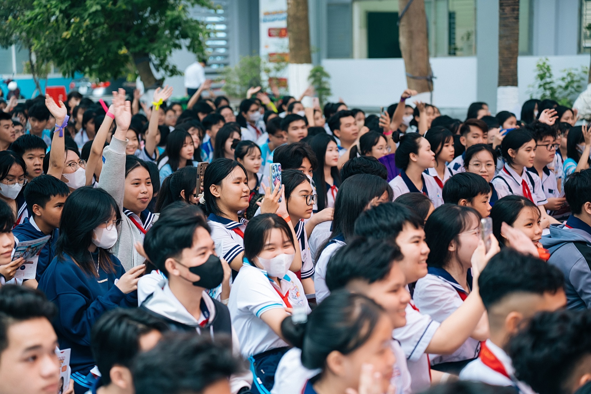 campus tour discover your future lan 2 trai nghiem thuc te dinh huong tuong lai cung truong trung cap bach khoa sai gon 16