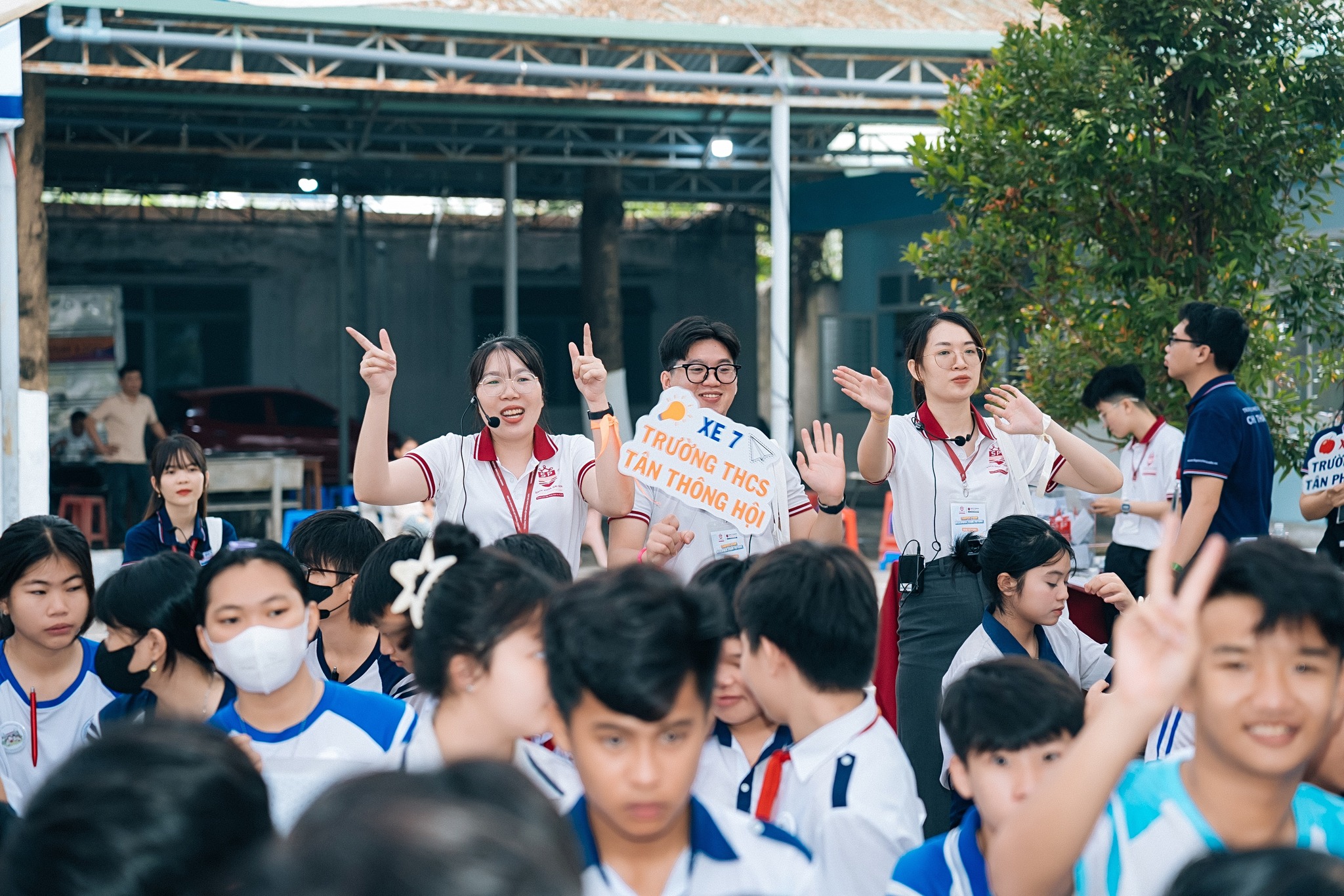 campus tour discover your future lan 2 trai nghiem thuc te dinh huong tuong lai cung truong trung cap bach khoa sai gon 17